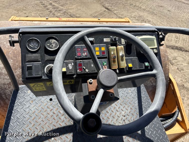 image for item EF1025 2018 Case SV212D single drum vibratory roller