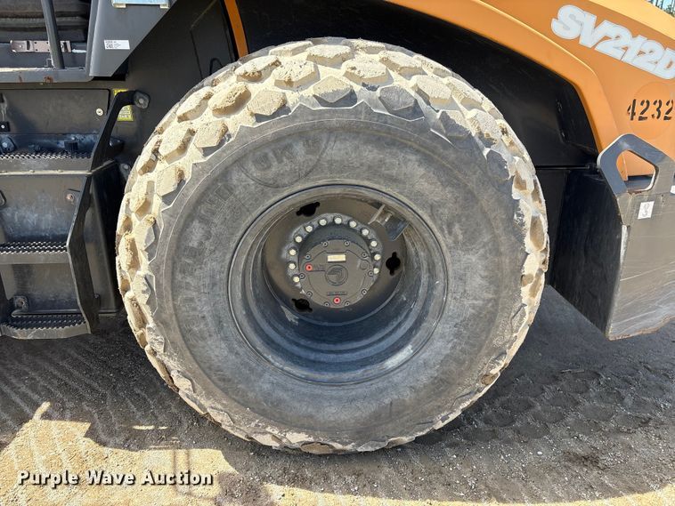 image for item EF1025 2018 Case SV212D single drum vibratory roller