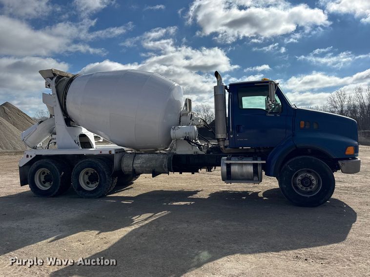 image for item EF2434 2005 Sterling Truck L-Line ready mix truck