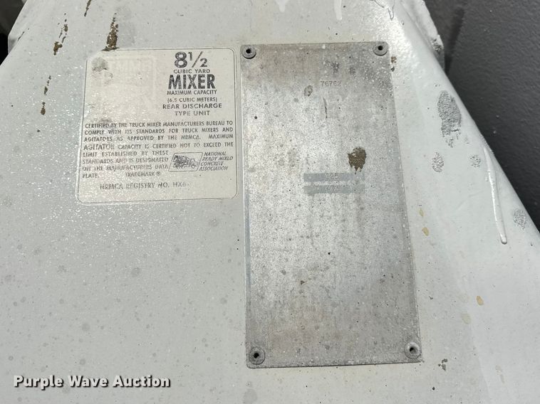 image for item EF2434 2005 Sterling Truck L-Line ready mix truck