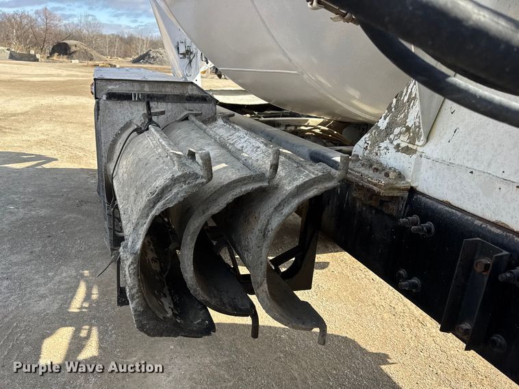 image for item EF2434 2005 Sterling Truck L-Line ready mix truck