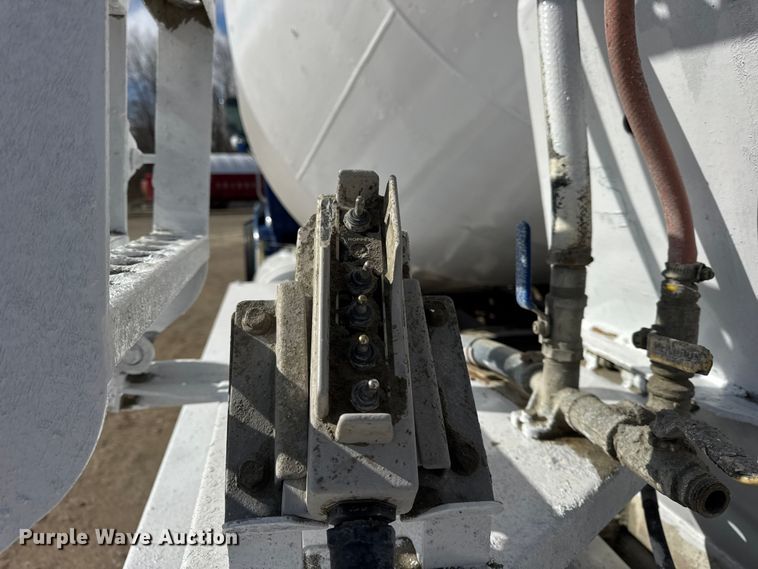 image for item EF2434 2005 Sterling Truck L-Line ready mix truck