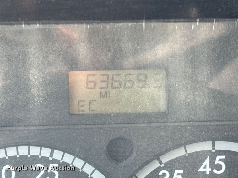 image for item EF2434 2005 Sterling Truck L-Line ready mix truck