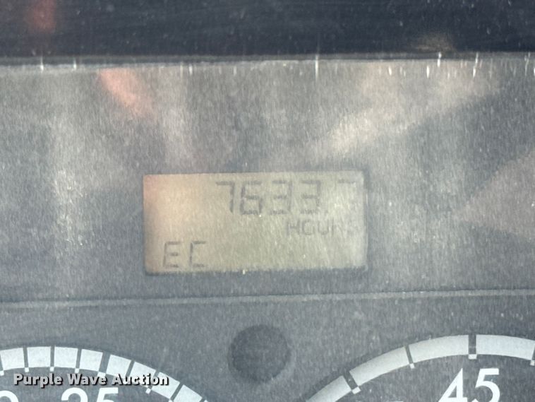 image for item EF2434 2005 Sterling Truck L-Line ready mix truck