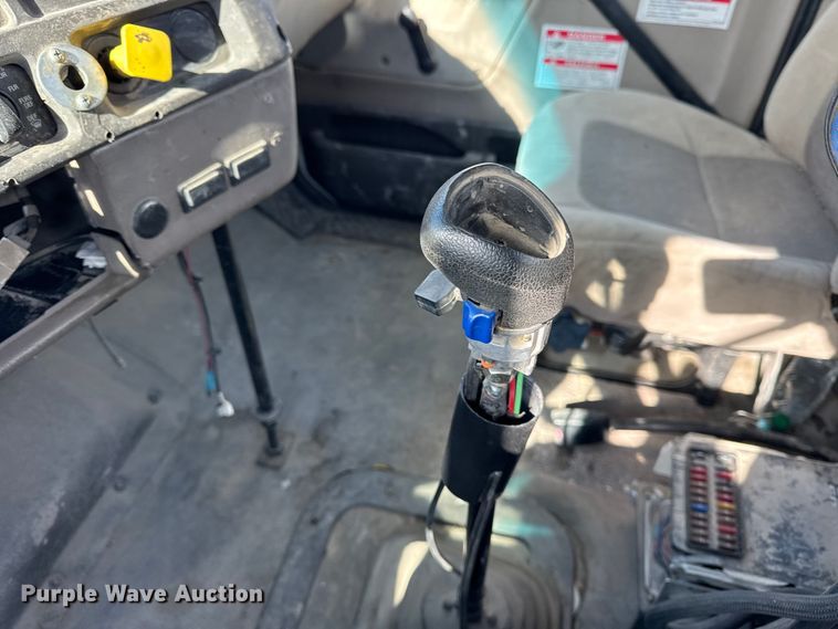 image for item EF2434 2005 Sterling Truck L-Line ready mix truck