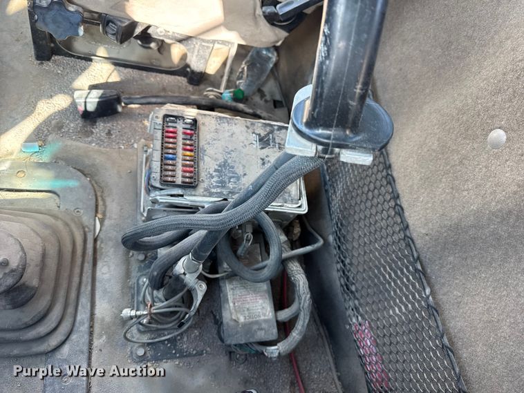 image for item EF2434 2005 Sterling Truck L-Line ready mix truck