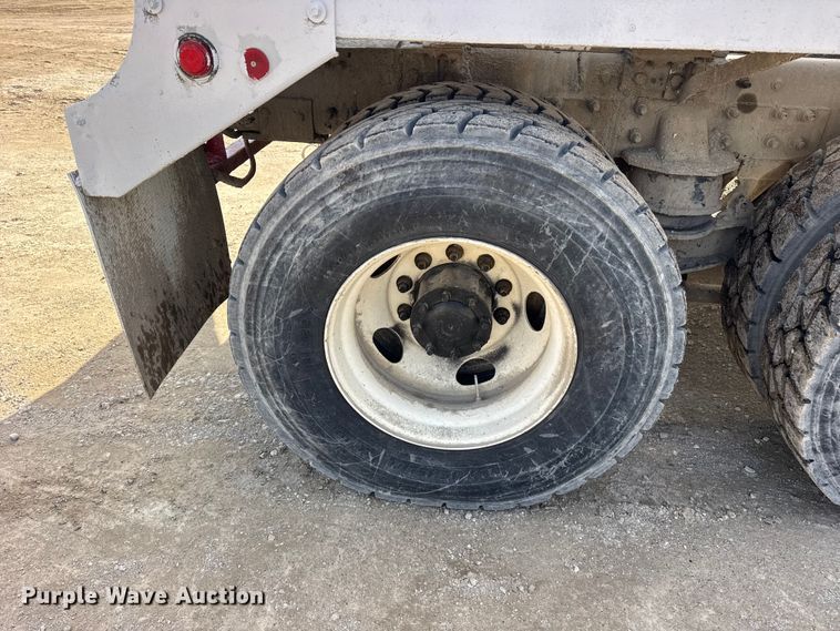 image for item EF2434 2005 Sterling Truck L-Line ready mix truck