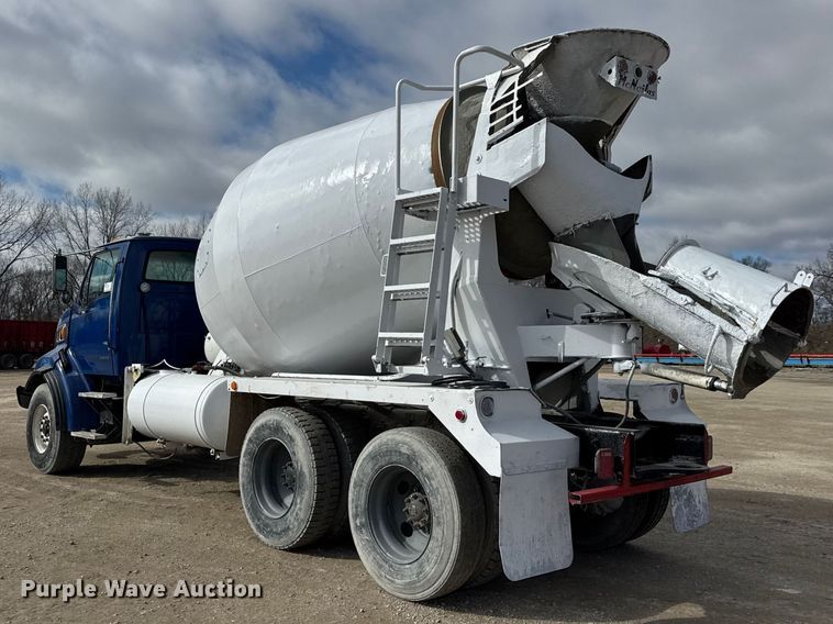 image for item EF2435 2001 Sterling L-Line ready mix truck