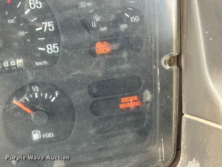 image for item EF2435 2001 Sterling L-Line ready mix truck