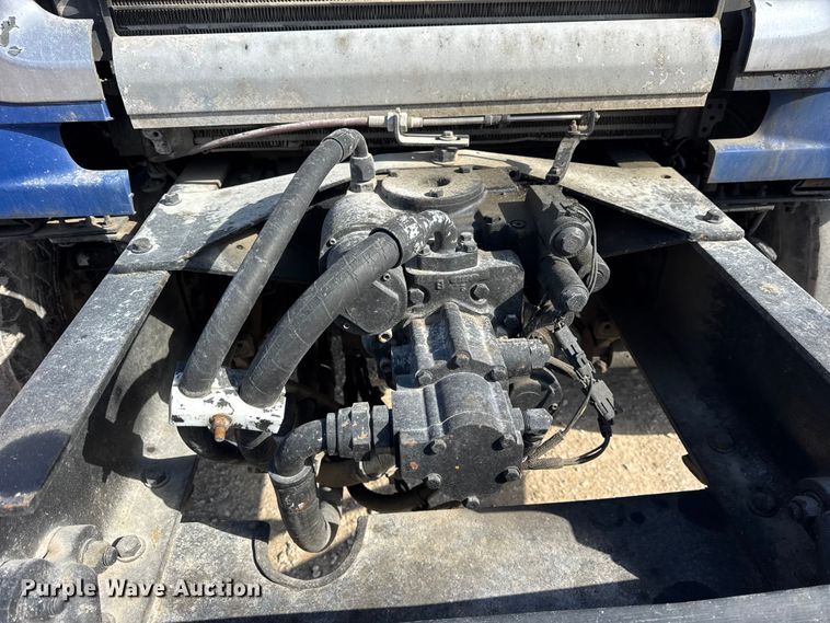 image for item EF2436 2003 Sterling L-Line ready mix truck