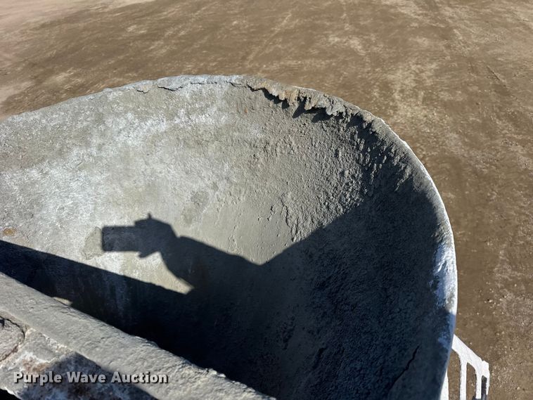 image for item EF2436 2003 Sterling L-Line ready mix truck