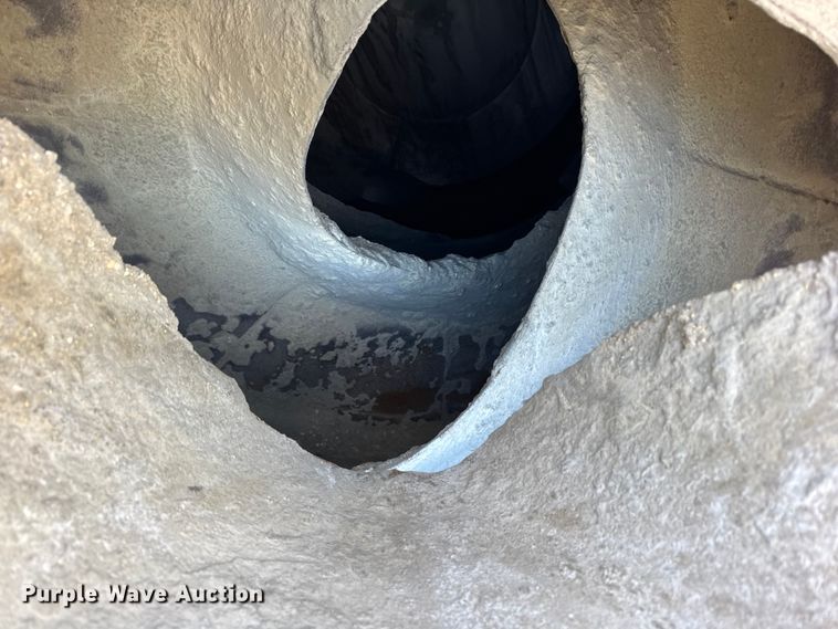 image for item EF2436 2003 Sterling L-Line ready mix truck