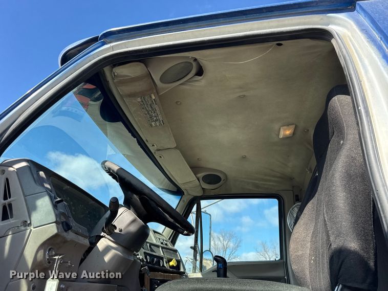 image for item EF2436 2003 Sterling L-Line ready mix truck