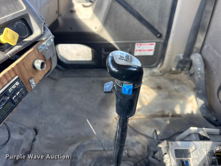 image for item EF2436 2003 Sterling L-Line ready mix truck