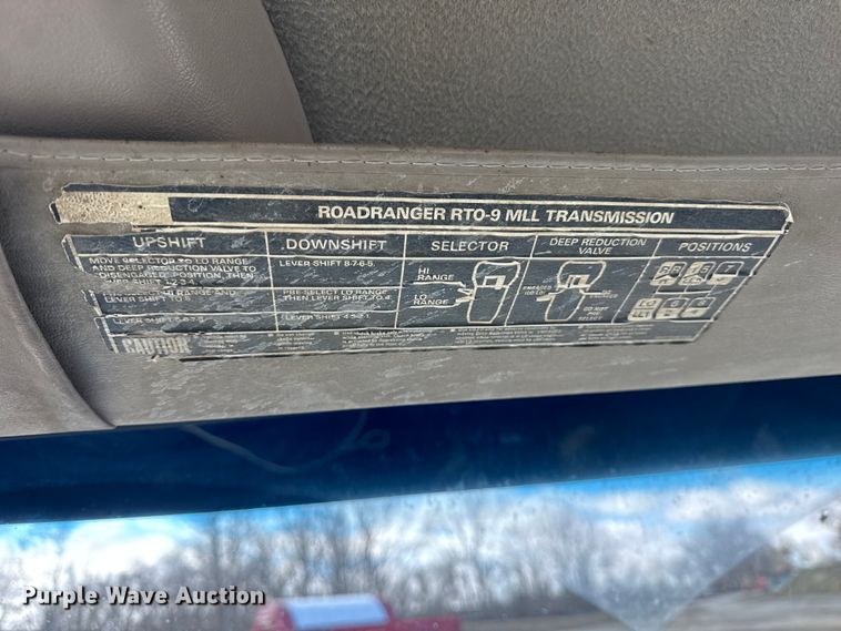 image for item EF2436 2003 Sterling L-Line ready mix truck