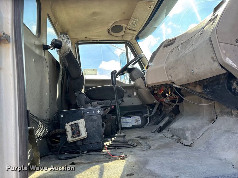 image for item EF2436 2003 Sterling L-Line ready mix truck