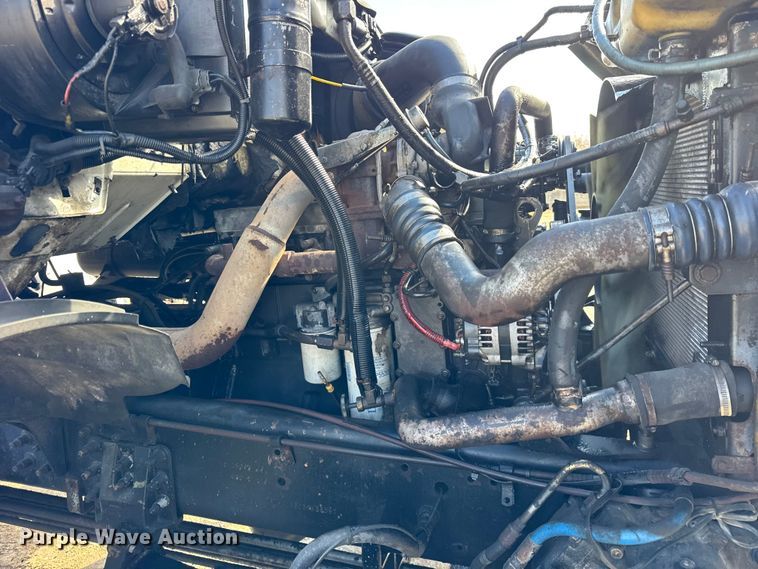 image for item EF2436 2003 Sterling L-Line ready mix truck