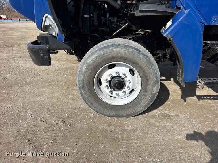 image for item EF2436 2003 Sterling L-Line ready mix truck