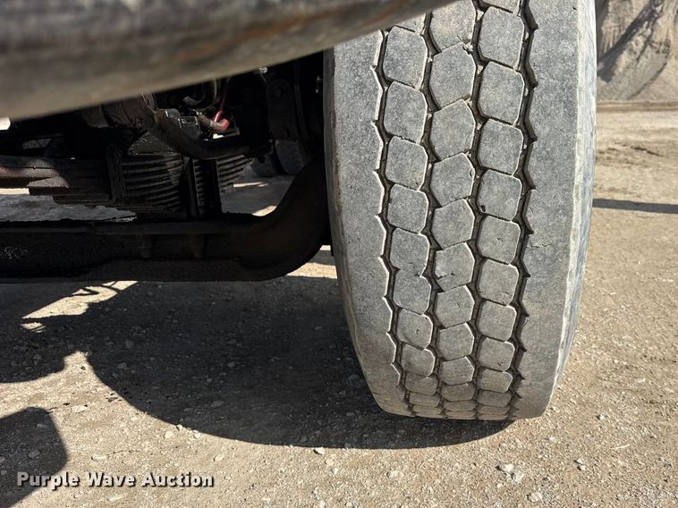 image for item EF2436 2003 Sterling L-Line ready mix truck