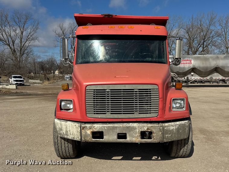 image for item EF2438 1995 Freightliner FL80 dump truck