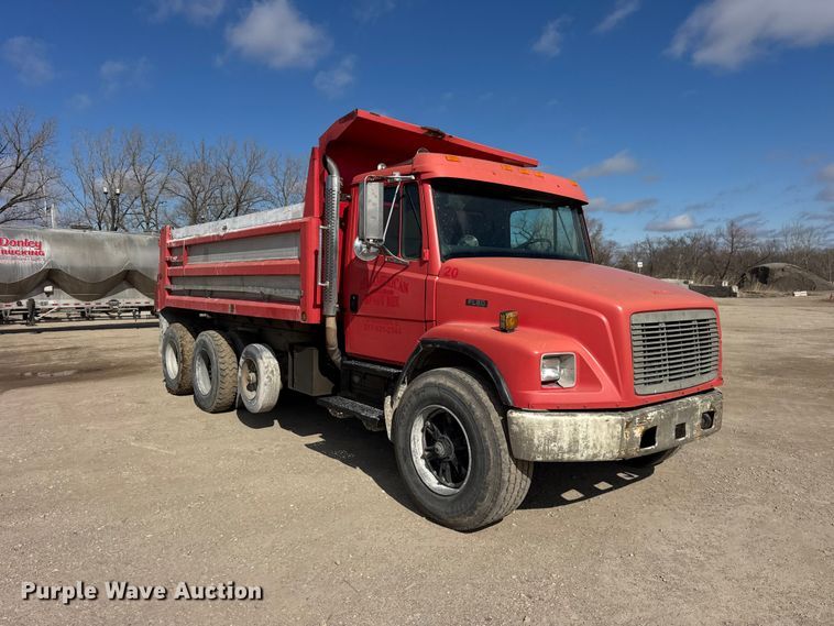 image for item EF2438 1995 Freightliner FL80 dump truck