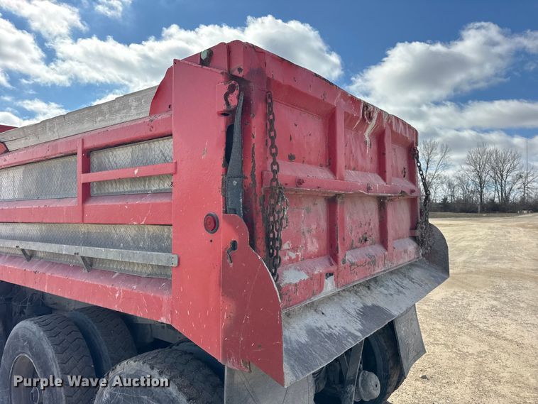 image for item EF2438 1995 Freightliner FL80 dump truck