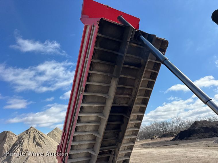 image for item EF2438 1995 Freightliner FL80 dump truck