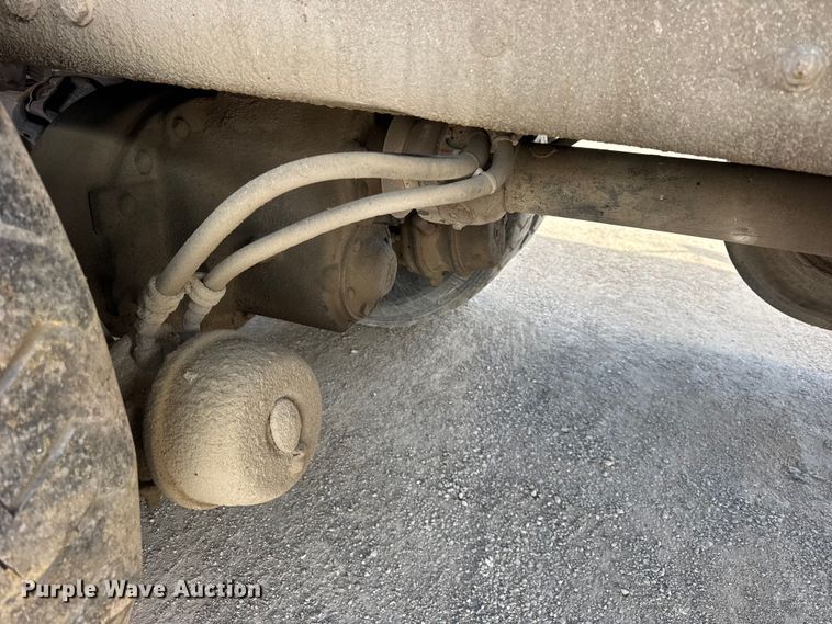 image for item EF2438 1995 Freightliner FL80 dump truck