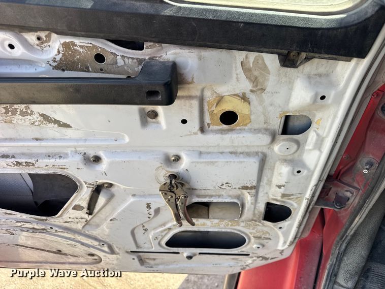 image for item EF2438 1995 Freightliner FL80 dump truck