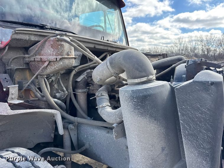 image for item EF2438 1995 Freightliner FL80 dump truck