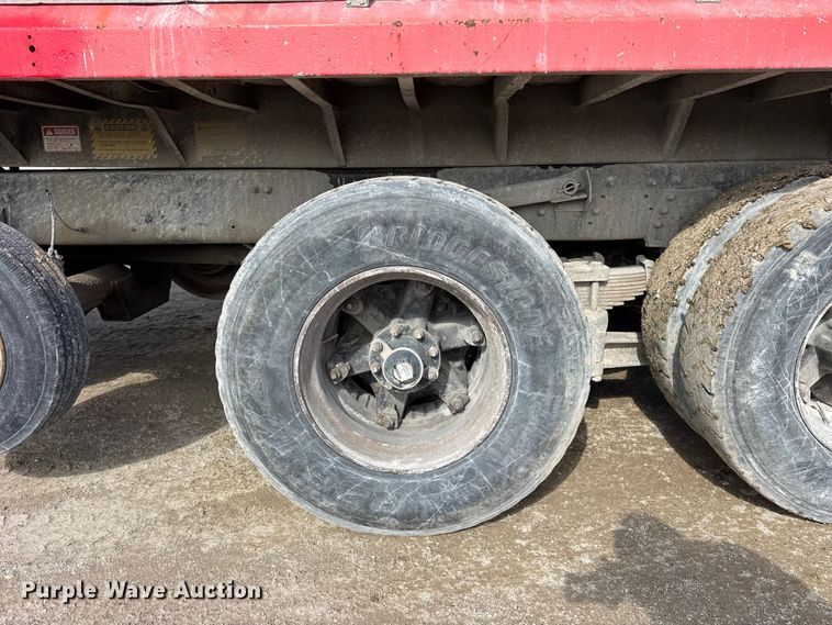 image for item EF2438 1995 Freightliner FL80 dump truck