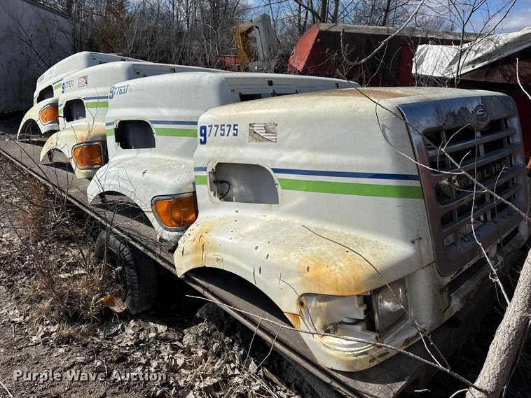 image for item EF2442 4 Sterling L8500 truck hoods
