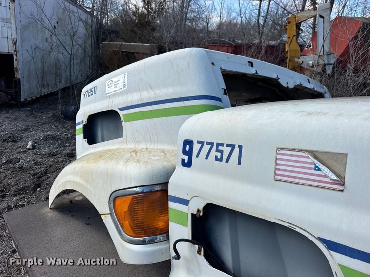image for item EF2442 4 Sterling L8500 truck hoods