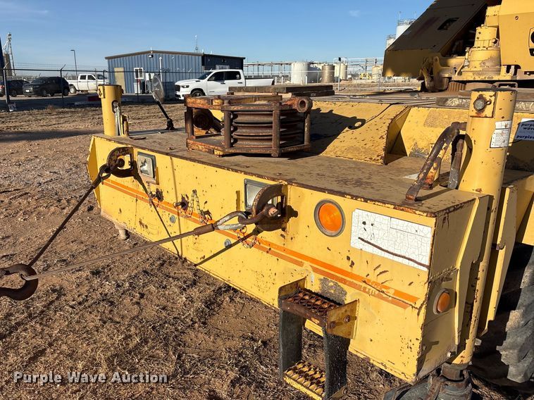 image for item EF6323 1998 Grove RT522B crane