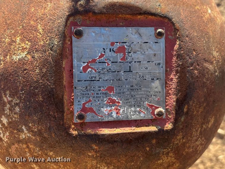 image for item EF6323 1998 Grove RT522B crane