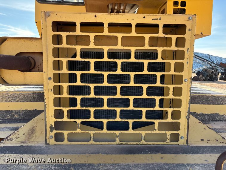 image for item EF6323 1998 Grove RT522B crane