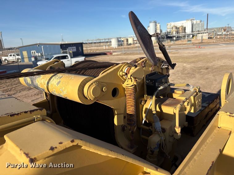 image for item EF6323 1998 Grove RT522B crane