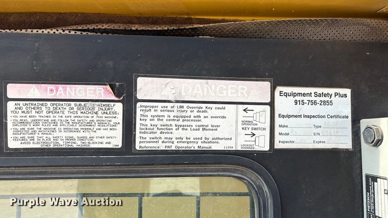 image for item EF6323 1998 Grove RT522B crane