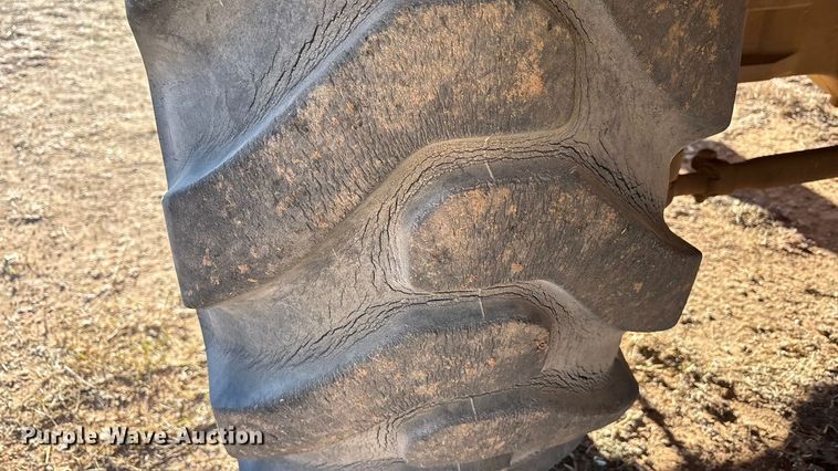 image for item EF6323 1998 Grove RT522B crane