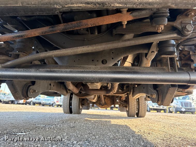 image for item EG1754 2011 Ford F450 Super Duty bucket truck