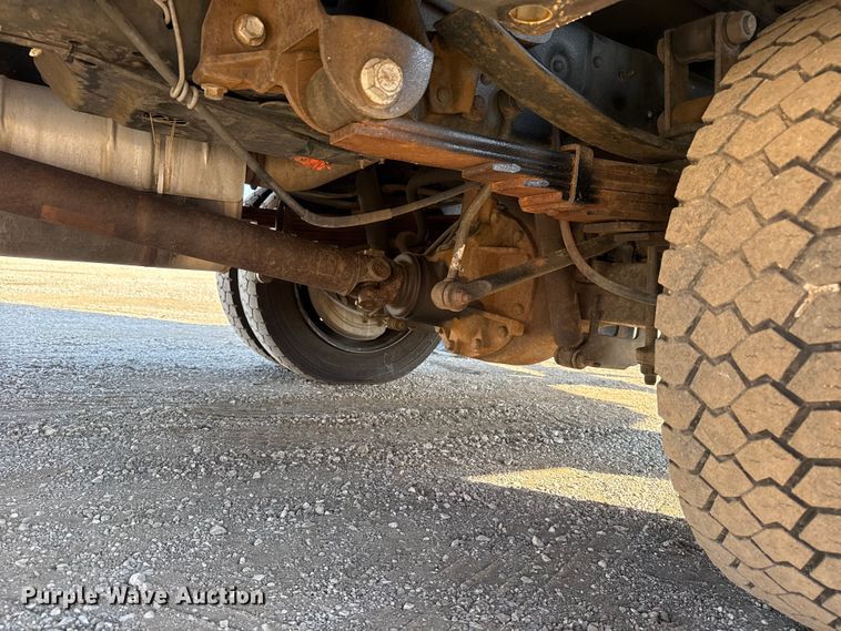 image for item EG1754 2011 Ford F450 Super Duty bucket truck