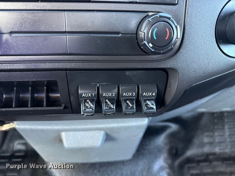 image for item EG1754 2011 Ford F450 Super Duty bucket truck