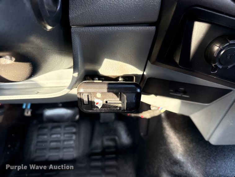 image for item EG1754 2011 Ford F450 Super Duty bucket truck