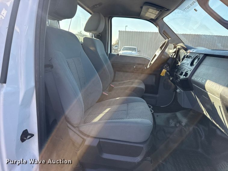 image for item EG1754 2011 Ford F450 Super Duty bucket truck