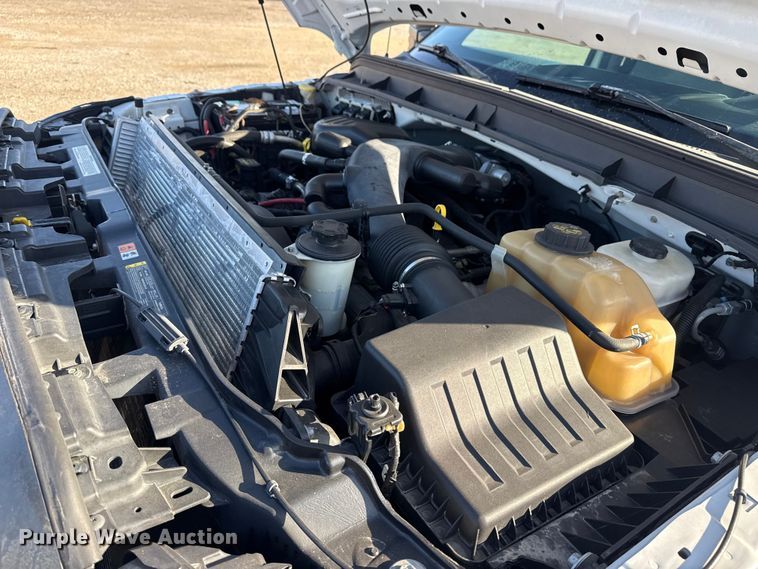 image for item EG1754 2011 Ford F450 Super Duty bucket truck