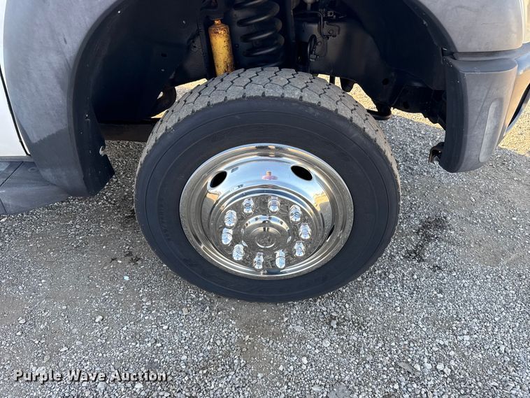 image for item EG1754 2011 Ford F450 Super Duty bucket truck