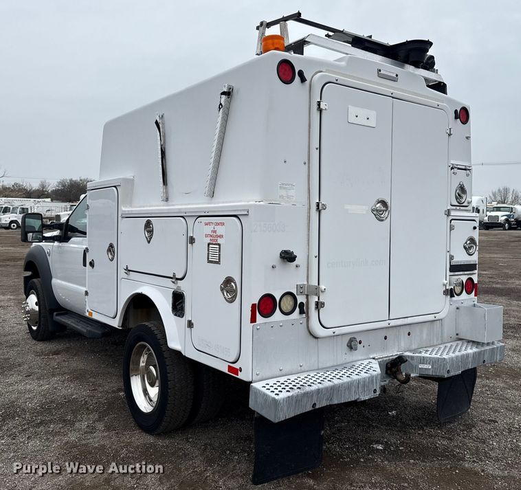 image for item EG1779 2015 Ford F450 Super Duty  fiber optic splicing truck