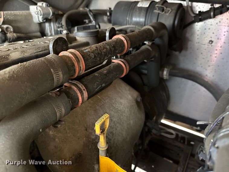 image for item EG1779 2015 Ford F450 Super Duty  fiber optic splicing truck