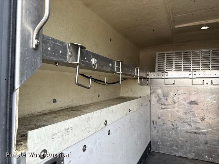 image for item EG1779 2015 Ford F450 Super Duty  fiber optic splicing truck