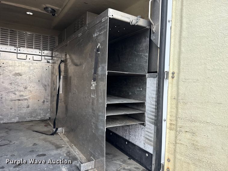 image for item EG1779 2015 Ford F450 Super Duty  fiber optic splicing truck